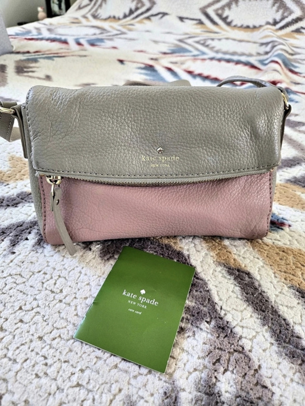 Kate Spade Two-Tone Crossbody Bag in Gray & Pink Like New